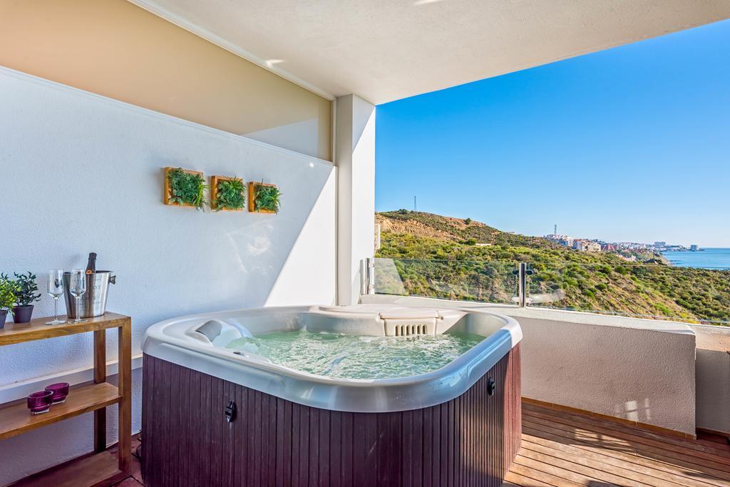 Carvajal Luxury Apartments - Free Parking 丰希罗拉 外观 照片